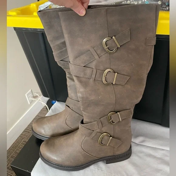 2 Lips Too Taupe Over the Knee Boots - Picture 3 of 6